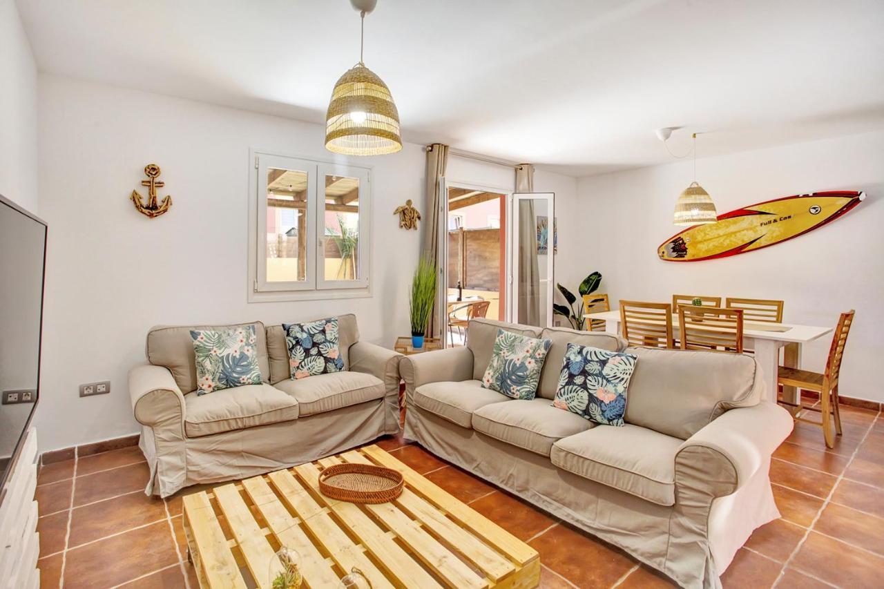 Premium Family House Apartment คอร์ราเลโฮ ภายนอก รูปภาพ