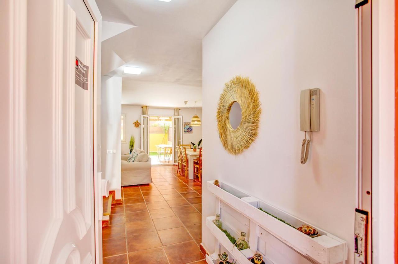 Premium Family House Apartment คอร์ราเลโฮ ภายนอก รูปภาพ