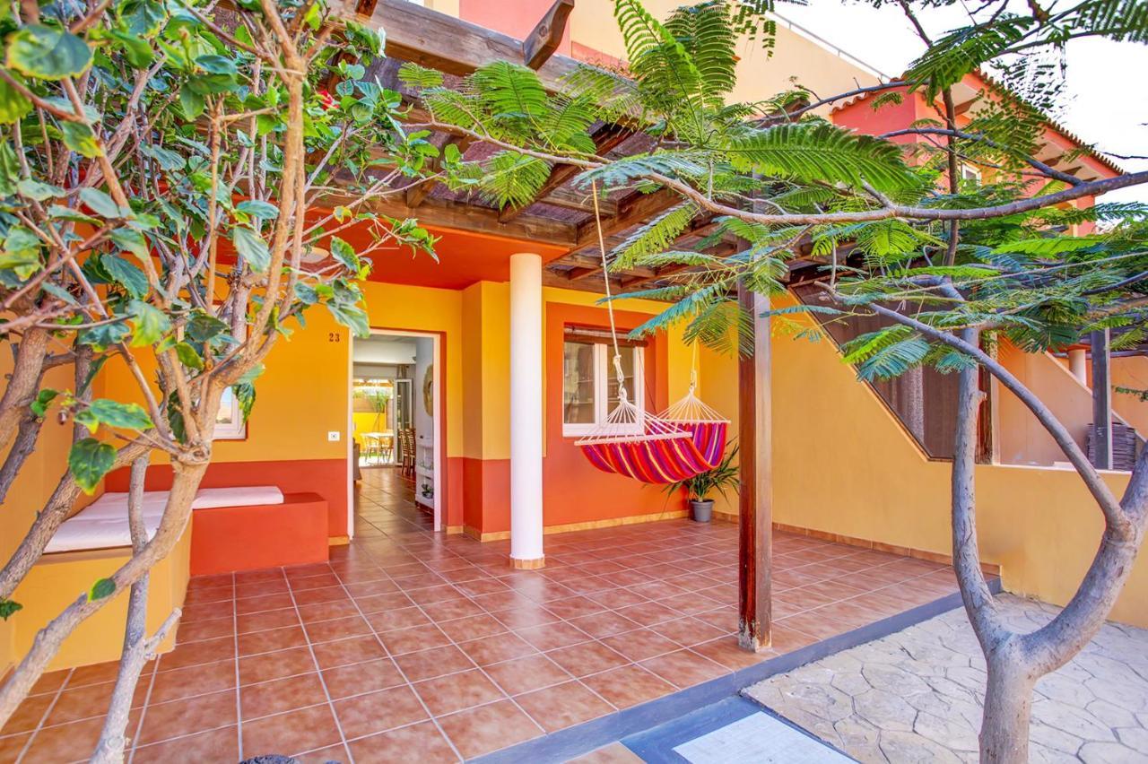 Premium Family House Apartment คอร์ราเลโฮ ภายนอก รูปภาพ